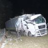 Auf der A7 gab es bei Vöhringen einen Unfall mit einem Lkw.