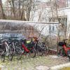 Moderne Fahrradständer an der Uni Augsburg sollen das Angebot für Radler verbessern.