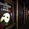 Bald nicht mehr in New York zu sehen: Die Plakate für das Musical "Phantom der Oper". 