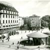 Der Pilz sollte am Augsburger Königsplatz noch länger stehen - dieses Bild stammt aus dem Jahr 1935.
