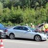 Ein Kleintransporter hat auf der A7 bei Witzighausen einen Mercedes auf zwei andere Autos geschoben, die zuvor zusammengestoßen waren.  