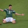 Oribe Peralta freut sich nach dem Tor für Mexiko. 