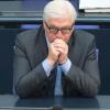 Bundesaußenminister Frank-Walter Steinmeier reist in den Nahen Osten und will sich für einen Waffenstillstand einsetzen.