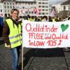Augsburg Verdi Streik am Rathausplatz. Hunderte Menschen demonstieren für mehr Geld im öffentlichen Dienst und Pflege. Streik, Protest, Verdi, Gewerkschaft