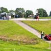 Beim Zusammenstoß des Quad-Trikes mit zwei Fußgängern sind ein Junge ums Leben gekommen und drei weitere Personen schwer verletzt worden.