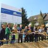 In Burgau ist im April 2019 der offizielle Spatenstich für das neue Gebäude der Polizeiinspektion gefeiert worden. Innenminister Joachim Herrmann hatte sich zuvor in das Goldene Buch der Stadt eingetragen.