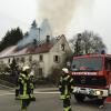 Im Ichenhauser Stadtteil Hochwang ist am Freitagmorgen ein älteres Bauernhaus in Brand geraten.