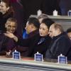 Brack obama unterhält sich mit Xi Jinping, seine Frau mit Wladimir Putin.