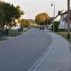 Der Monheimer Stadtrat hat beschlossen, dass in Flotzheim auf der Straße Am Pfarrgarten die erlaubte Höchstgeschwindigkeit reduziert wird.