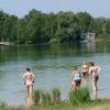 Das Landratsamt hat ein Badeverbot für den Weitmannsee verhängt.