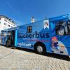 Die Stadt Ingolstadt hat einen neuen Bücherbus: Er ist zwölf Meter lang, 3,35 Meter hoch, 2,55 Meter breit und hat ein zulässiges Gesamtgewicht von 18 Tonnen. Ab sofort ist er unterwegs. 