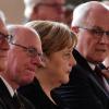 Frank-Walter Steinmeier, Norbert Lammert, Angela Merkel und Volker Kauder (v. links) bei der Totenmesse in der Hedwigs-Kathedrale. 