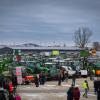 Schon früh machten sich Landwirte aus dem Landkreis auf den Weg nach Nördlingen zum Protest. Der Verkehr staute sich auf der B25 und in der Innenstadt. Über 1000 Traktoren waren auf der Kaiserwiese.