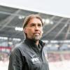 Nach anfänglichen Problemen hat Trainer Martin Schmidt den FC Augsburg in der Bundesliga auf Kurs gebracht. 