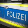 Die Polizei sucht nach einer Unfallflucht in Landsberg Zeugen.