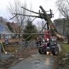Schlimmes ist eigentlich nicht passiert, dafür machte der Sturm „Sabine“ der Feuerwehr eine Menge Arbeit. Vor allem umgefallene Bäume mussten beseitigt werden.