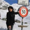 Beate Bentele bei einer Reise in die von ihr so geliebte Schweiz in Juf in Graubünden, dem höchstgelegenen Dorf der Alpen.