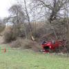 Ein Auto hat sich bei Pflaumloch überschlagen.