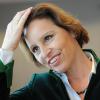 Die Leiterin der bayrischen Staatskanzlei, Christine Haderthauer, steht wegen ihrer Beteiligung an einer Modellbau-Firma in der Kritik.