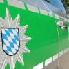 Eine 55-jährige Frau wurde am frühen Morgen in einer Bankfiliale in Augsburg von einem Unbekannten bedrängt.