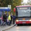 Im Verkehrsverbund Mittelschwaben können Fahrgäste nur den Bus nutzen. Die Bahn gehört nicht zum Verbund.