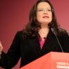 Die SPD-Generalsekretärin Andrea Nahles: Wulff soll Klarheit über die Finanzierung seines Hauses in Osnabrück schaffen  Foto: Sebastian Kahnert/ Archiv dpa