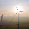 Die schwere Krise der Windkraft an Land könnte sich mit den geplanten Abstandsregeln für neue Anlagen noch einmal bedrohlich verschärfen. 