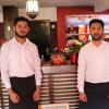Die Brüder Jahanzaib (links) und Shanzaib Malik leiten das indische Restaurant Masala in Schwabmünchen. 	
