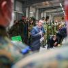 Bundesverteidigungsminister Boris Pistorius (SPD) beim Besuch des deutschen Einsatzkontingents in Litauen.