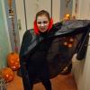Mit großem Vorsprung gewonnen: Knapp die Hälfte der Teilnehmerinnen und Teilnehmer beim großen Halloween-Voting stimmten für das Foto von Vampirin Tine Baumgärtner aus Höchstädt ab.