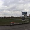 Als „Sahnegrundstück“ gilt dieses Areal direkt an der A96 bei Türkheim. Hier plant das Autohaus Schragl ein Technologiezentrum für E-Mobilität. 