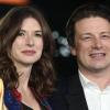 Jamie Oliver und seine Frau Jools Oliver haben gerade ihr fünftes gemeinsames Kind bekommen. Der Junge hat jetzt auch einen Namen.