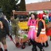 Buntes Treiben herrscht am Faschingssonntag auf Wehringens Straßen.