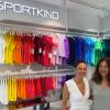 Gabi Windisch (links) und Nadine Lux stecken hinter dem Augsburger Sport-Label Sportkind.