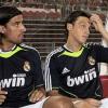 Für Sami Khedira und Mesut Özil blieb bei der Pflichtspielpremiere für Real Madrid nur der Platz auf der Bank.