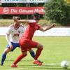 Stefan Müller (in Rot) schoss das zweite Tor für den TSV Rain zum 2:1-Sieg gegen Kottern. Nach seinem Nasenbeinbruch vor einigen Wochen musste er in den vergangenen Partien zum Schutz noch Maske tragen. 	