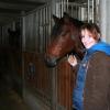 Um ihren Traum zu verwirklichen, ist Nina Friedl von Oberndorf nach Warendorf gezogen. Dort arbeitet sie an der Sportschule der Bundeswehr mit insgesamt zwölf Pferden. 