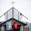 Die Initiative "Wir sind Kirche" fordert, dass die Kirche mehr für Flüchtlinge leistet.