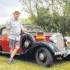Der Sendener Bernd Kondrun wurde im selben Jahr geboren, in dem auch sein Mercedes hergestellt wurde: 1939. 26 Jahre lang hat er gebraucht, um den Wagen reif für die Straße zu bekommen.  
