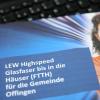LEW Telnet beabsichtigt in Offingen einen Eigenausbau mit Glasfaser und
einer Bandbreite von bis zu 1 Gbit/s bis zum Endkunden. Dazu müssten sich
aber mindestens 35 Prozent der Haushalte daran beteiligen.