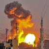 Das Bild vom Freitag zeigt eine Explosion in Gaza City während der israelischen Bombardierung. Ausgangspunkt der neuerlichen Eskalation waren Schüsse auf israelische Soldaten.