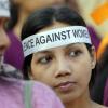 „Gegen Gewalt an Frauen“ steht auf den Stirnbändern dieser Inderinnen, die 2013 an einer Protestkampagne in Kalkutta teilnahmen.