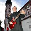 Abtprimas Notker Wolf 2005 vor der Kirche von Kloster Andechs. Der Benediktiner geht bald in Ruhestand. 
