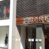 Der Modehändler Esprit schließt seine Filiale in der Hirschstraße in Ulm. Offenbar ist Ende November Schluss.  	