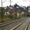 Die Deutsche Bahn hat angekündigt, entlang der Bahntrasse in Jettingen, Scheppach und Freihalden passive Lärmschutzmaßnahmen vorzusehen. 	