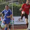 Spannende Spiele beim Turnier der Verwaltungsgemeinde: FCL-Spielertrainer Thomas Nöbel (am Ball) startete gegen den TSV Dasing (im Bild Florian Higl) mit einem torlosen 0:0. 