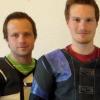 Roland Schipf (links) und Bernhard Schmitt ziehen mit Hubertus Oberottmarshausen in die Aufstiegsrunde zur Bezirksliga ein.  

