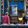 Müllautos dürfen weiterhinim Rückwärtsgang in Sackgassen fahren.