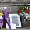 Blumen und ein Foto des ermordeten Polizisten Keith Palmer am Anschlagsort in London.