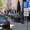 In der Maximilianstraße dürfen Autos wieder parken.